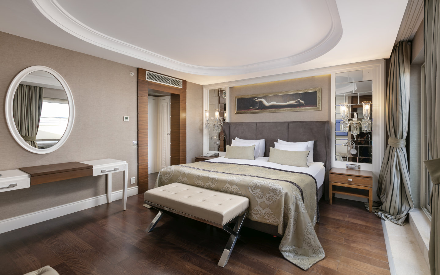Dobedan Exclusive Belek Galeri Oda Executive Suit