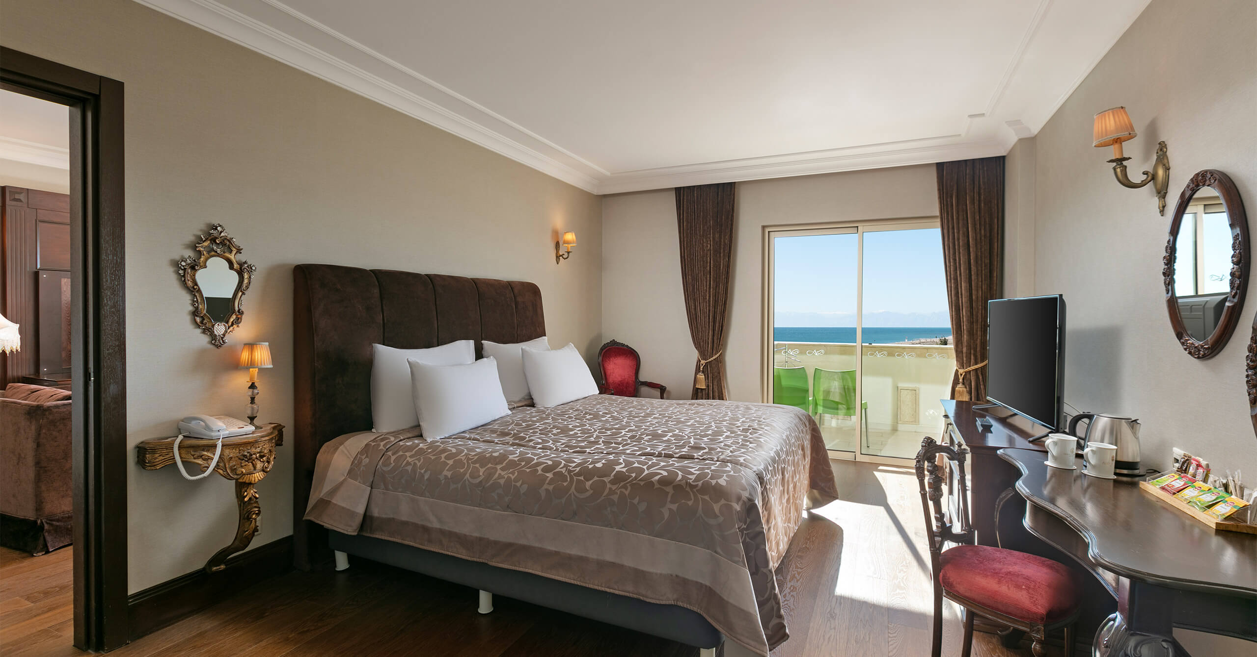 Dobedan Exclusive Hotel Belek Odalar Sultan Suit Slider